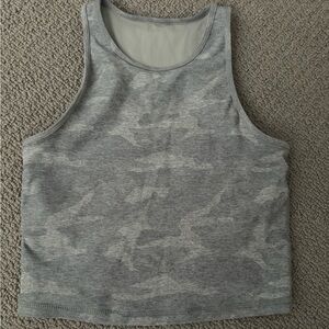 Vuori Elevation Plyo Tank - size XS